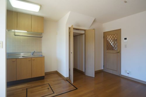 四季の丘ハイツ　Ｃ 102号-3