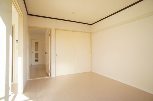 ソレイユ湘南 203号-6