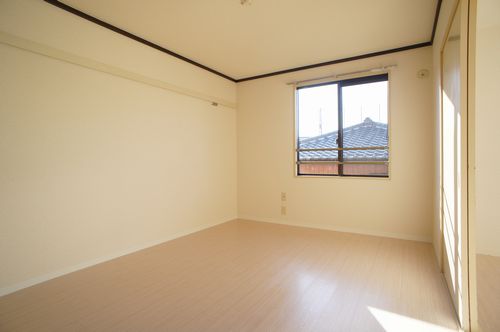 ソレイユ湘南 203号-7