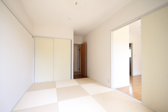 リバー・コート 101号-9