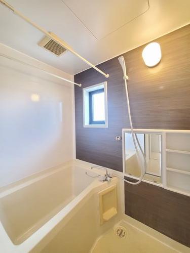 ヴィラ・ハーベスト 201号-9