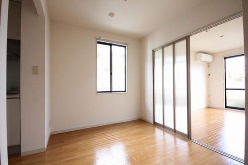 フレグランス杉田 101号-3