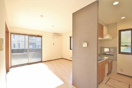 ボヌール本郷台 101号-2