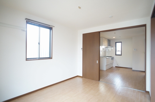 ガーデンコートⅡ 102号-4