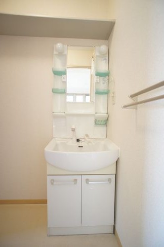 グレイス日吉台西 201号-7