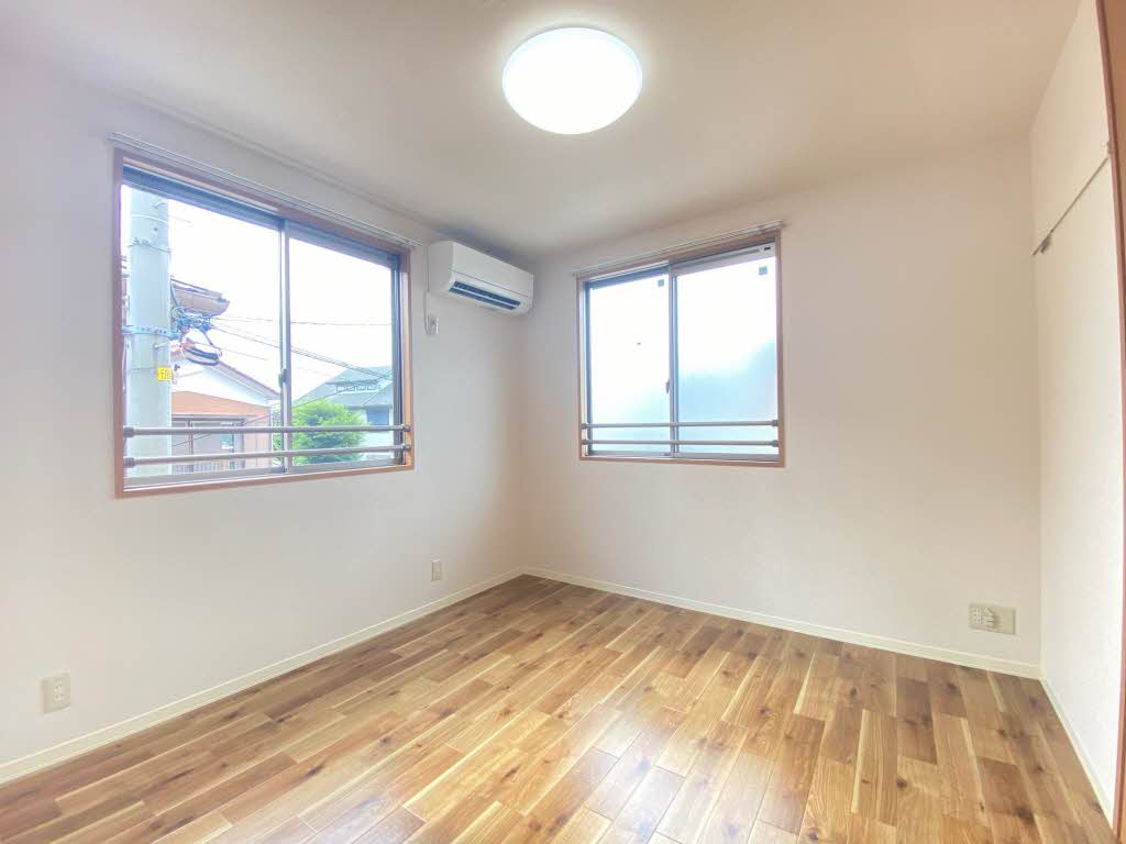 ＧＲＡＳＳ　ＣＯＵＲＴ　２ 201号-9