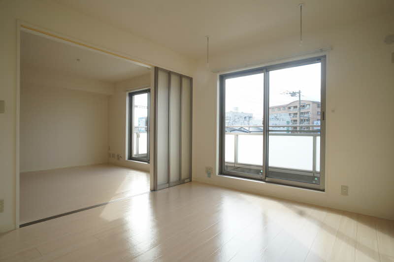 グランドソレーユ 302号-3