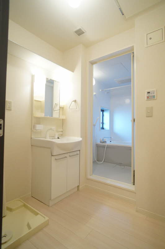 グランドソレーユ 302号-9