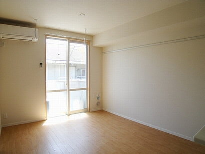 エコール・ド・ドルフ　Ⅲ 203号-9