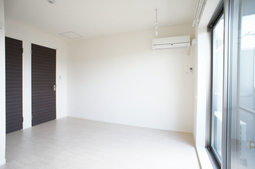 メゾン　ド　リッシュ 105号-2