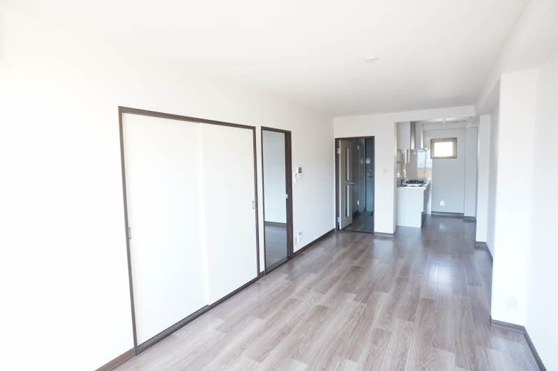 アベニューすみれが丘 203号-2