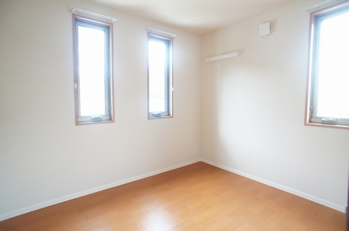 グロースラヴィーン 202号-7