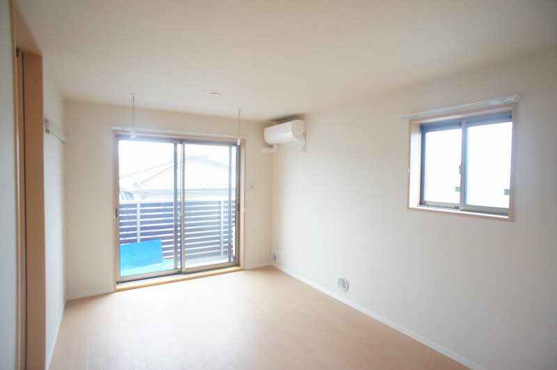 MOANA COURT シマムラ 302号-2