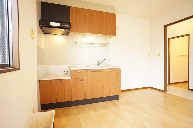 ヴィラ西ノ台 201号-3