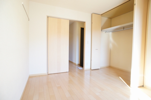 メゾン　プレジール　弐番館 102号-8