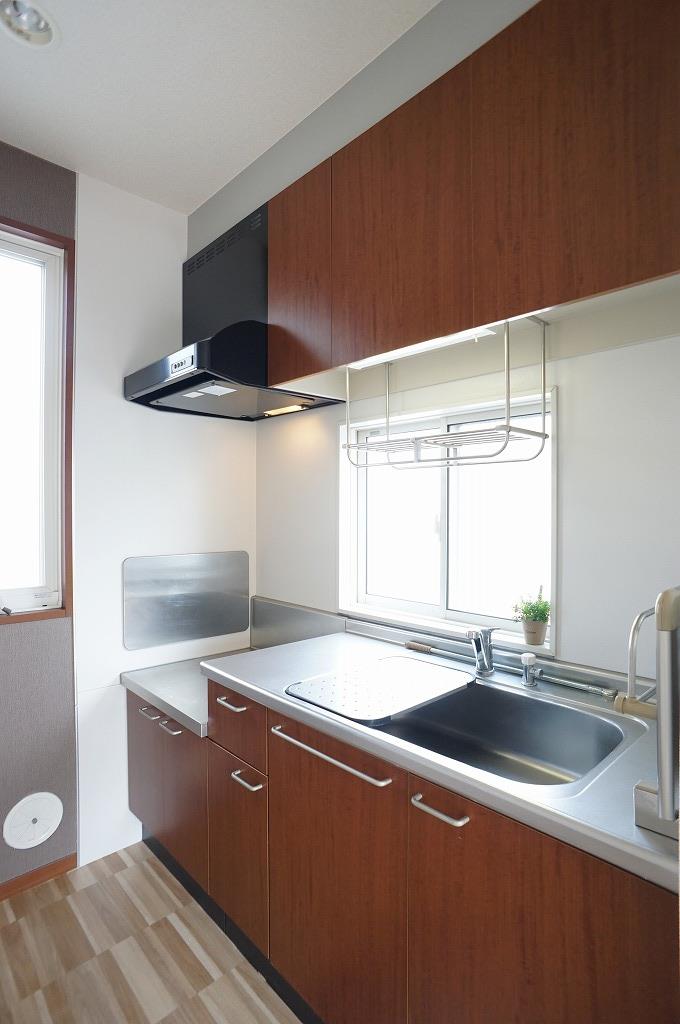 ファミール金子 201号-3