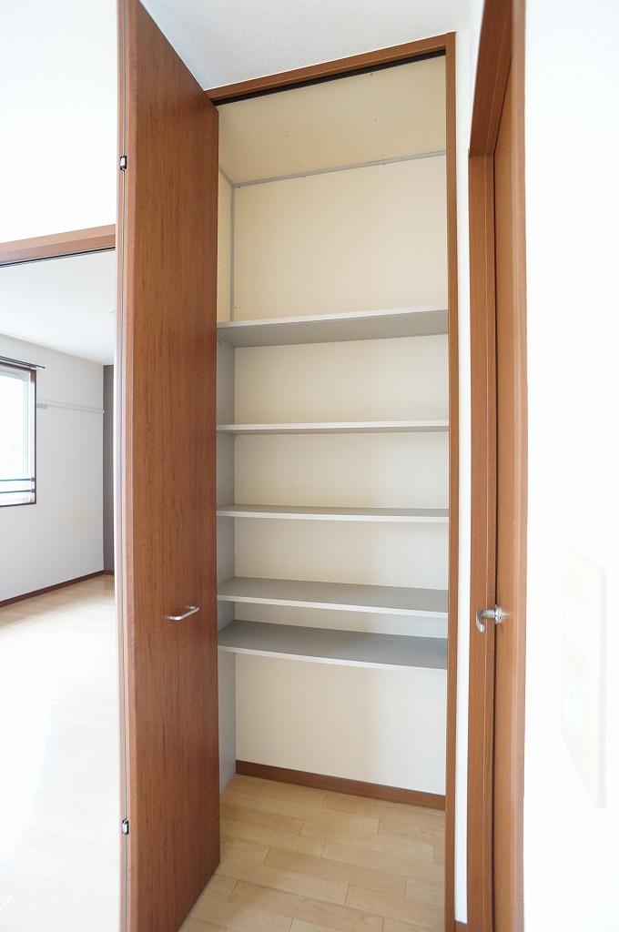 ファミール金子 201号-6