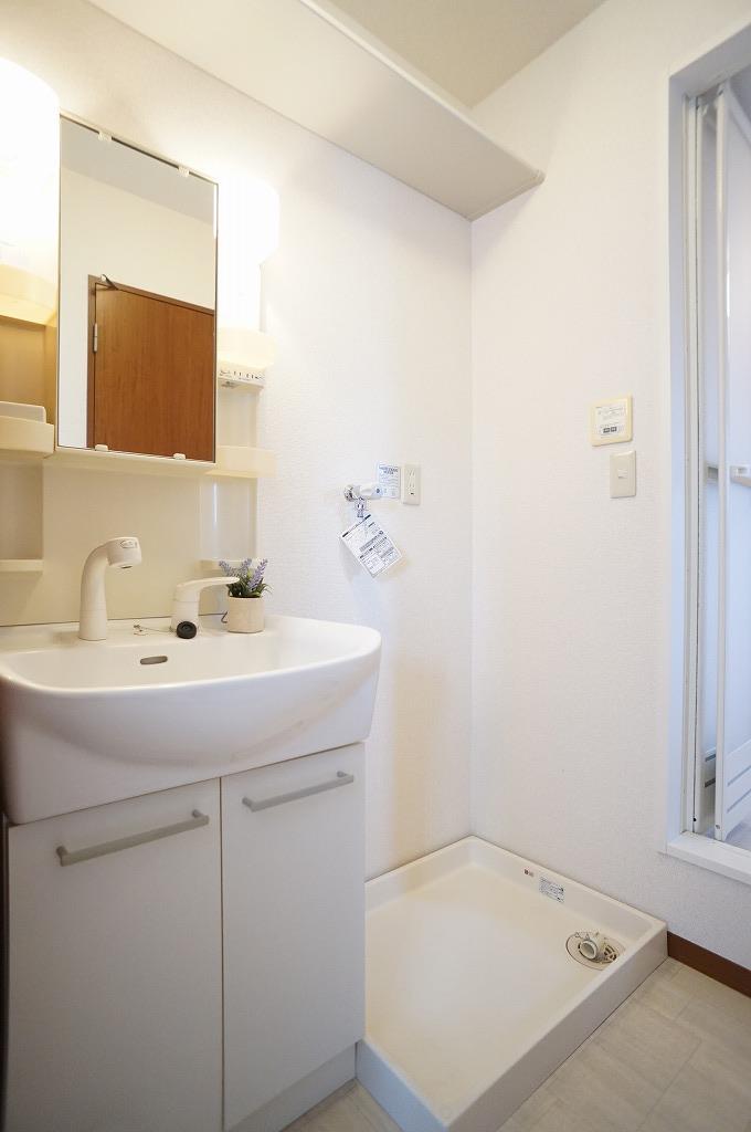 ファミール金子 201号-7