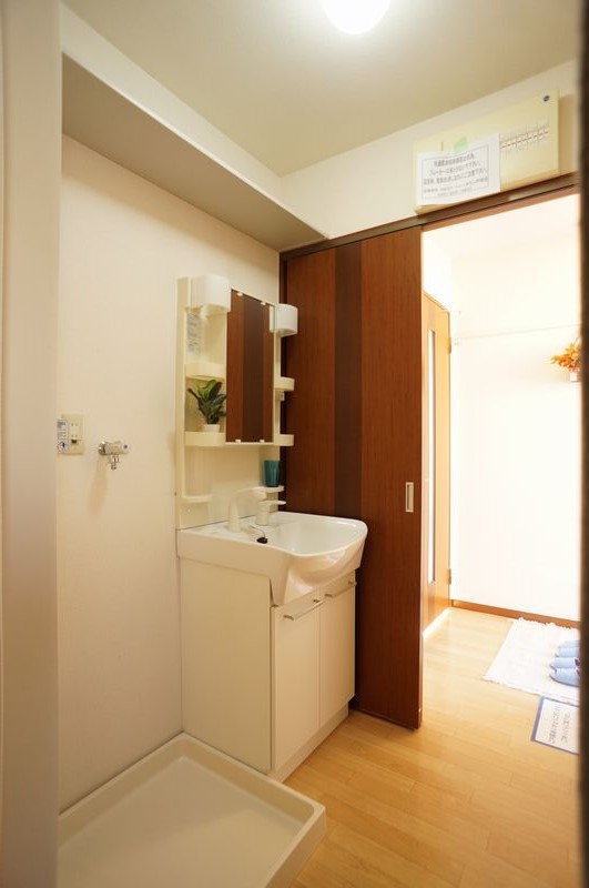 ファミール金子 202号-7