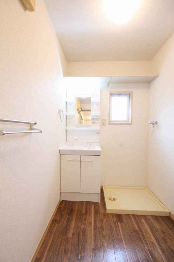 カーサ・ソレアード 201号-9