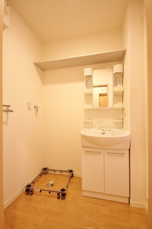 サザンポートパレス 202号-7