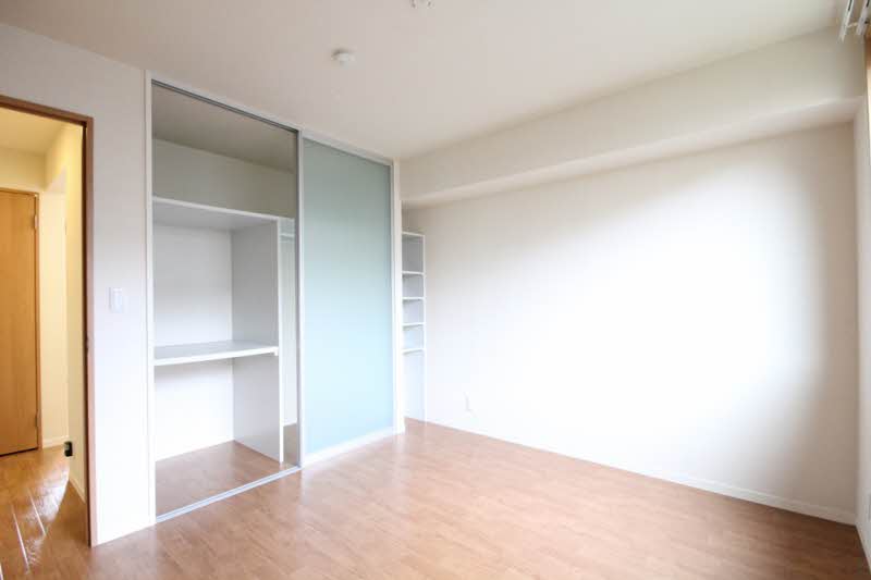 ヴェスト富岡 103号-8