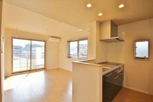 サンパティーク 302号-2