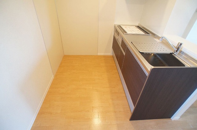 ルミナス糀屋 201号-8