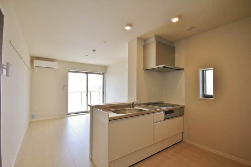 ルミウス港南台壱番館 303号-4