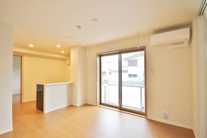 ルミウス港南台弐番館 102号-4