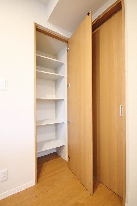 ルミウス港南台弐番館 102号-7