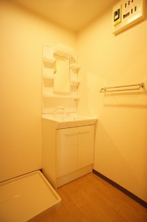 ルミエール城山 102号-9