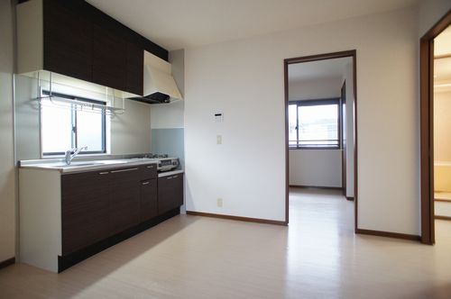 バリュージュ城山一番館 202号-2