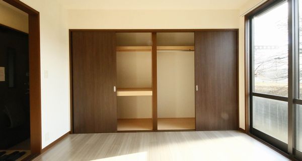 バリュージュ城山二番館 102号-5