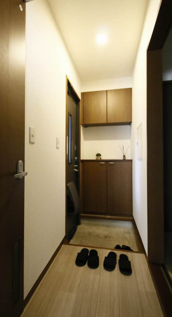 バリュージュ城山二番館 102号-11