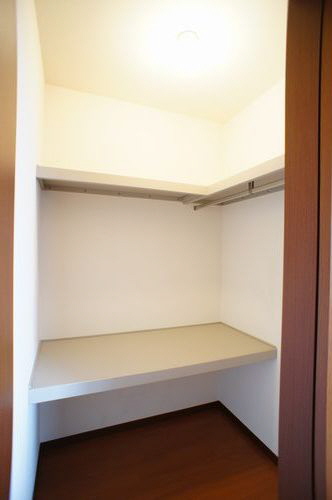 ヒルズ・アイ 202号-8