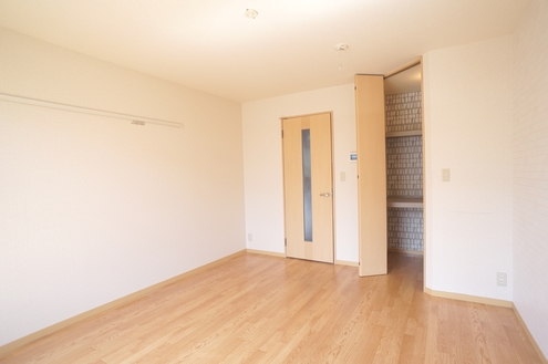 ヴィラ・デ・ソルＡ 202号-2