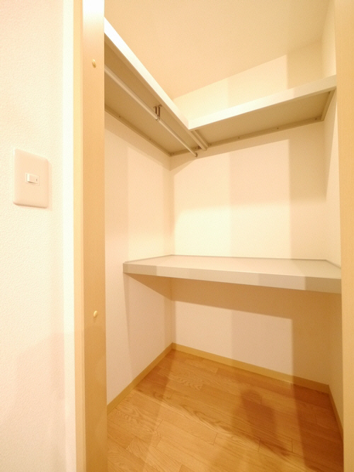 メゾン・ド　蛍 203号-6