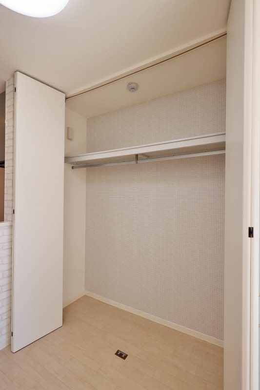 ジュメイラ 201号-5