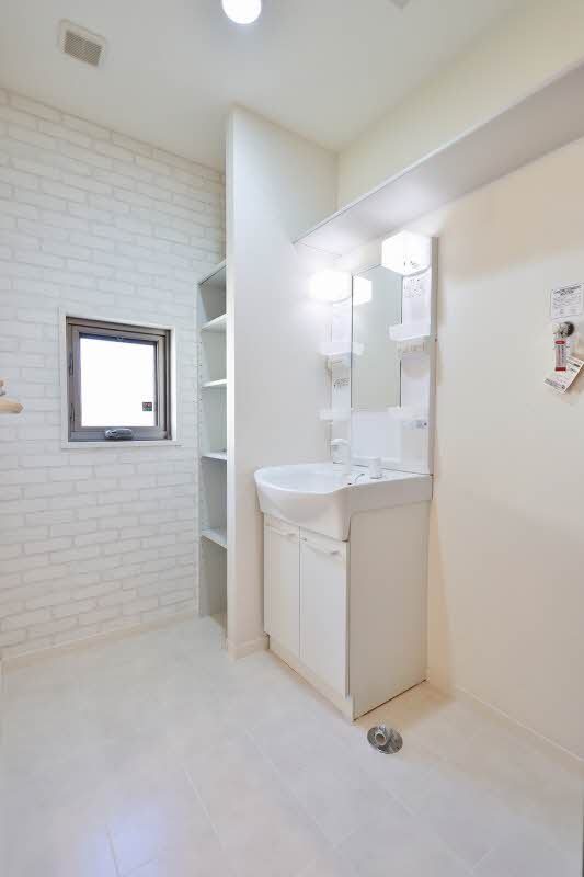 ジュメイラ 201号-8