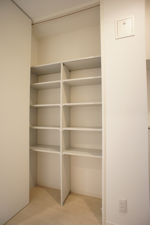 ジュメイラ 302号-7