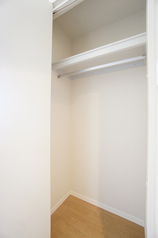 ノイエス・レ－ベン 301号-6