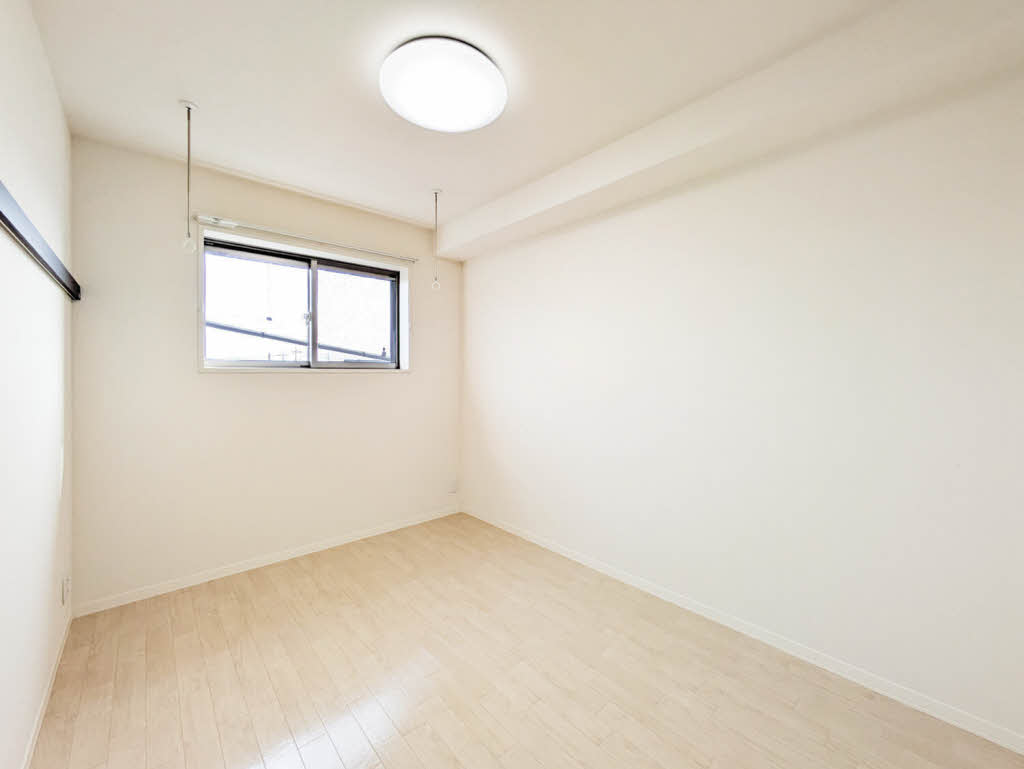 クレインズマンション 303号-4