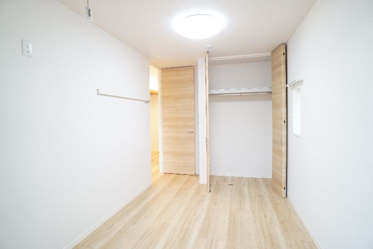 ラ・ルーム妻田西 201号-6