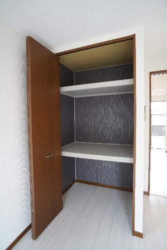 メゾン・シャルマン 206号-6