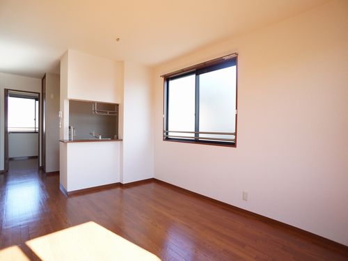 ハピネス　セド 201号-4