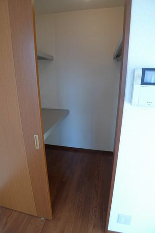 ソレアード湘南 202号-5