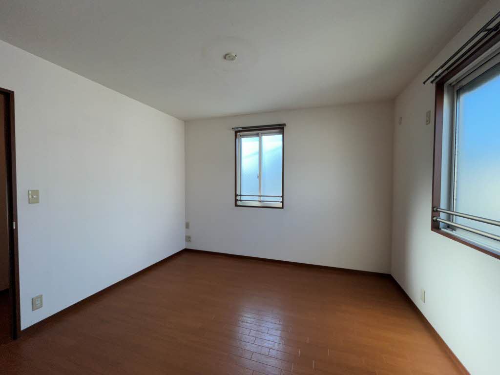 グランド・ソレイユ湘南 201号-7