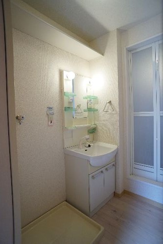 メゾン　ド　ベルソー 101号-8