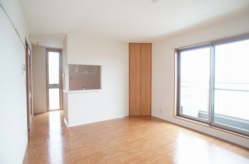 BEREO 湘南台 301号-2